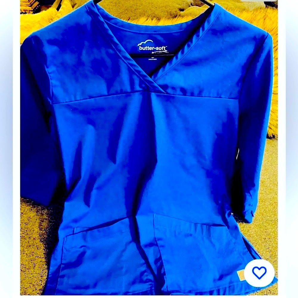 NWOT BUTTER-SOFT nursing 
UNIFORM SCRUB TOP